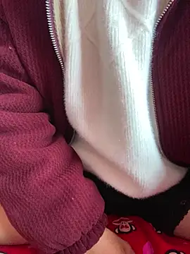 pitty mymi online show from April 11, 2026, 3:47 am