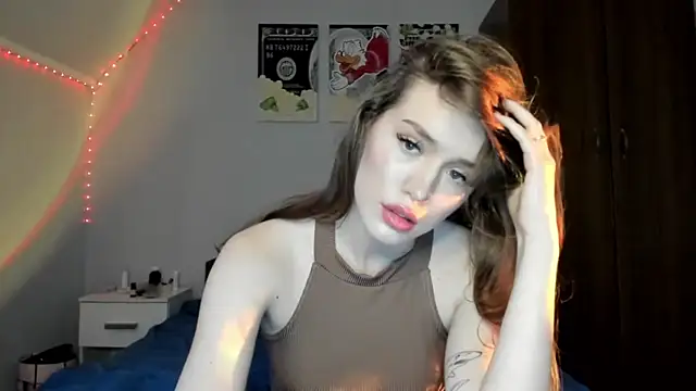 tinyglow online show from December 17, 2025, 12:04 am