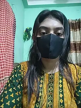 Disha Nur0 online show from May 19, 2026, 9:55 pm