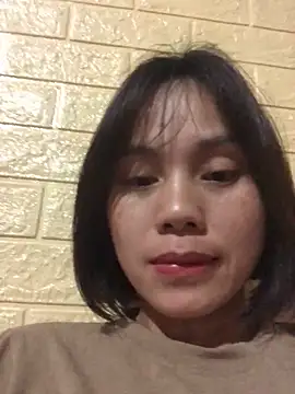 Trangbabylove online show from February 7, 2026, 3:42 pm