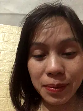 Trangbabylove online show from November 28, 2025, 12:49 pm