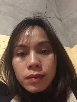 Trangbabylove online show from March 9, 2026, 4:10 pm