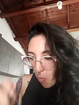 Melinerd online show from March 26, 2026, 6:06 pm