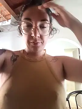 Melinerd online show from April 13, 2026, 6:01 pm