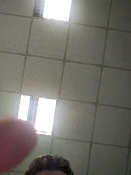 platone09 online show from April 19, 2026, 2:18 pm