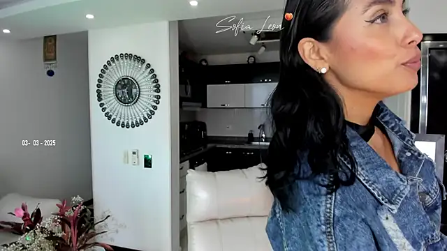 Snapshot of sofiasexhot chatting on March 3, 2025, 2:28 pm sofiasexhot online show from March 3, 2025, 2:28 pm