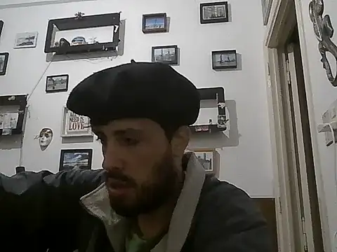 Snapshot of Ratacrocante chatting on June 26, 2026, 5:46 am Ratacrocante online show from June 26, 2026, 5:46 am