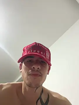 Snapshot of crowley_bc chatting on November 14, 2025, 9:29 pm crowley bc online show from November 14, 2025, 9:29 pm