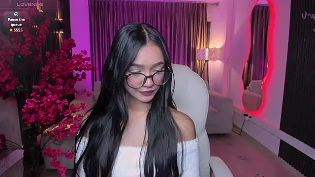 kylie collins online show from April 18, 2026, 11:34 am