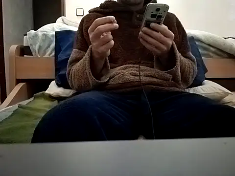 Snapshot of LindoCuerpo chatting on November 17, 2025, 12:47 am LindoCuerpo online show from November 17, 2025, 12:47 am