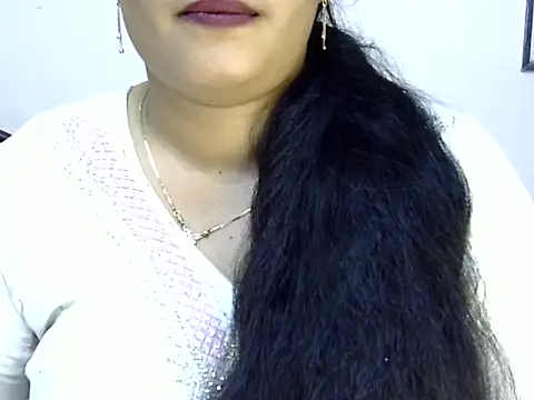Muskan Jha online show from June 19, 2026, 2:34 pm