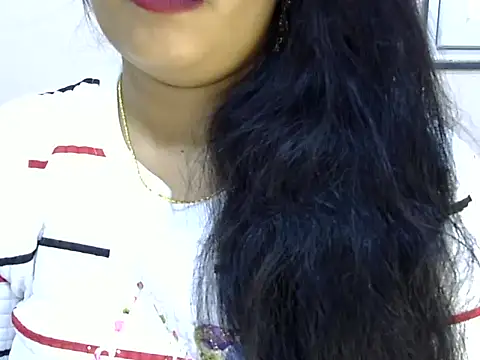 Muskan Jha online show from May 4, 2026, 1:20 am