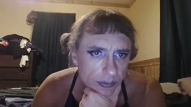 Snapshot of jamescaddy69 chatting on May 12, 2026, 2:52 am jamescaddy69 online show from May 12, 2026, 2:52 am