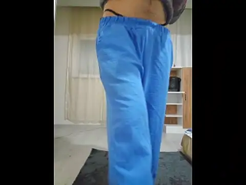 Snapshot of Lukemo chatting on November 17, 2025, 11:31 pm Lukemo online show from November 17, 2025, 11:31 pm