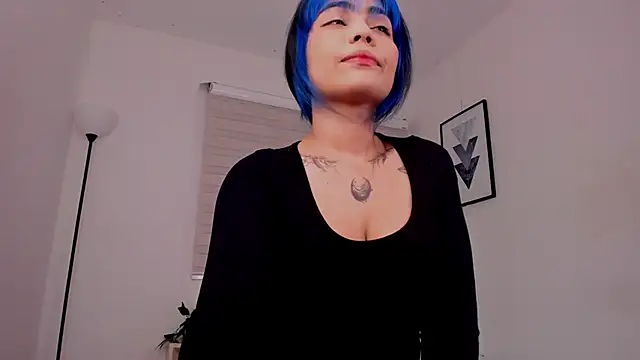 Scarlett whitmore online show from November 19, 2025, 4:56 am