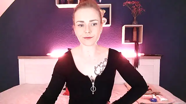 Vulva Koenigin97 online show from February 28, 2026, 8:52 pm