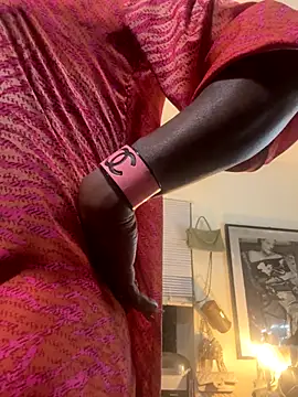 Motherbigbus online show from December 19, 2025, 9:00 am