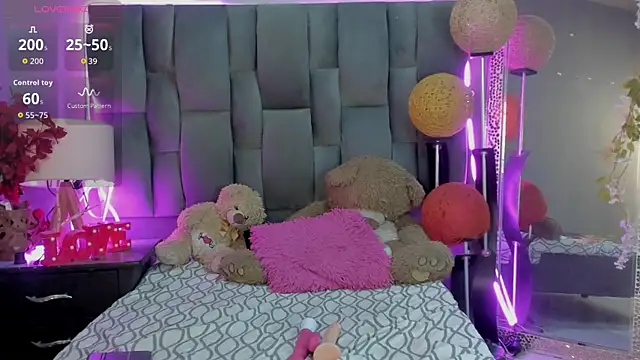 KatyaMonrroe online show from January 9, 2026, 9:55 pm