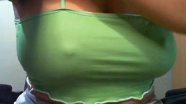 DiivaMarii online show from April 19, 2026, 12:28 pm