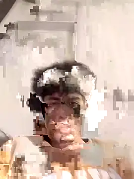 seloioo 36 online show from December 3, 2025, 9:14 pm