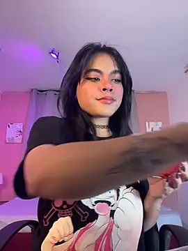 Sophie wyld online show from November 25, 2025, 3:29 am