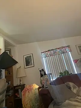 tsashelayamylynzy online show from April 13, 2026, 1:20 am