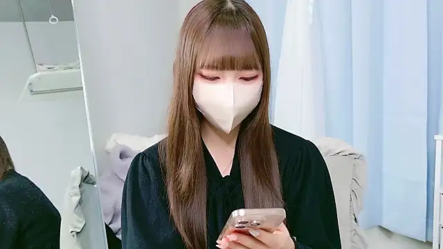 Snapshot of Rinn_chan chatting on January 11, 2026, 8:43 am Rinn chan online show from January 11, 2026, 8:43 am