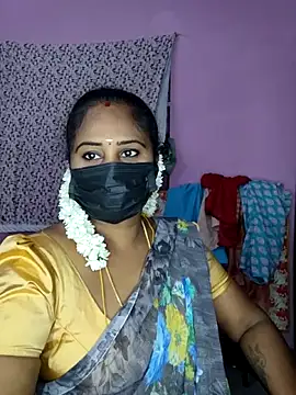 Snapshot of Tamil_devagi chatting on May 1, 2026, 10:09 am Tamil devagi online show from May 1, 2026, 10:09 am