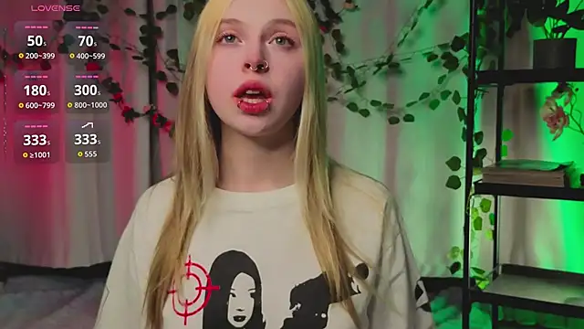 ElvenQueen online show from February 15, 2026, 3:11 pm