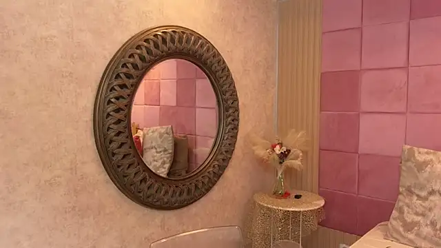 SpicyCarlaXX online show from April 12, 2026, 7:28 pm