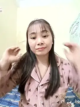 Moon-night222 online show from January 8, 2026, 12:33 pm