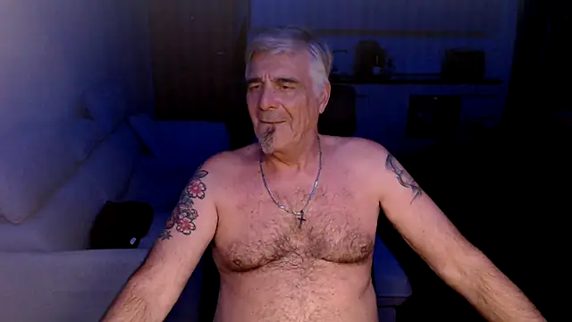 Buidapest online show from March 15, 2026, 3:02 am