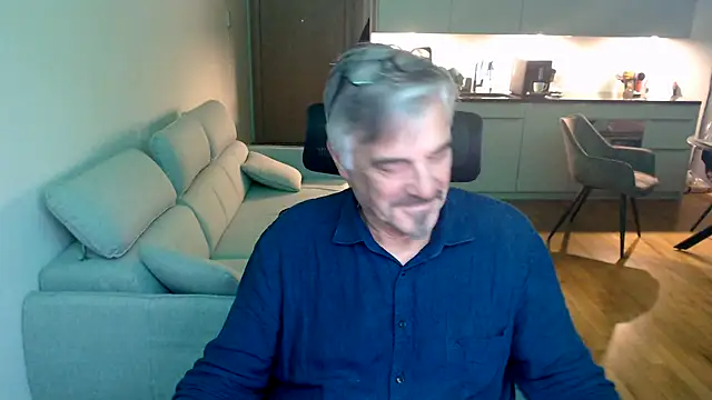 Buidapest online show from February 6, 2026, 12:06 am