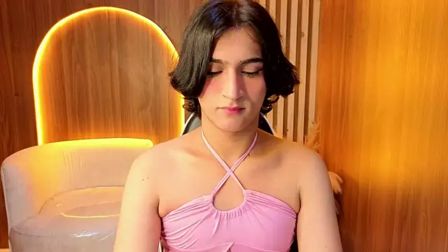 zoe tp online show from February 2, 2026, 8:19 pm