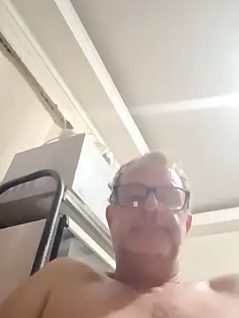 Snapshot of nard53 chatting on February 25, 2026, 8:58 am nard53 online show from February 25, 2026, 8:58 am