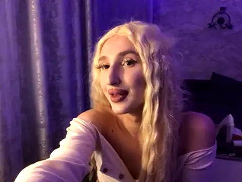 Snapshot of _Honey_sunset_ chatting on November 18, 2025, 9:18 pm Honey sunset online show from November 18, 2025, 9:18 pm