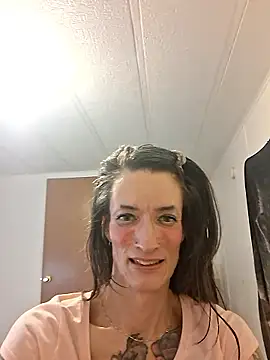 MaitressePomme3 online show from January 9, 2026, 1:23 am