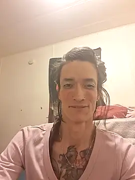 MaitressePomme3 online show from January 19, 2026, 3:21 am