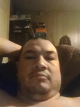 Snapshot of julioagc12 chatting on November 18, 2025, 6:39 am julioagc12 online show from November 18, 2025, 6:39 am