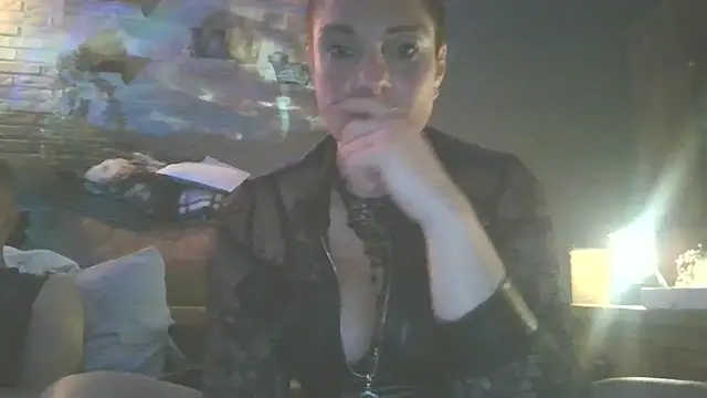 Snapshot of wijMV chatting on June 14, 2026, 2:24 am wijMV online show from June 14, 2026, 2:24 am