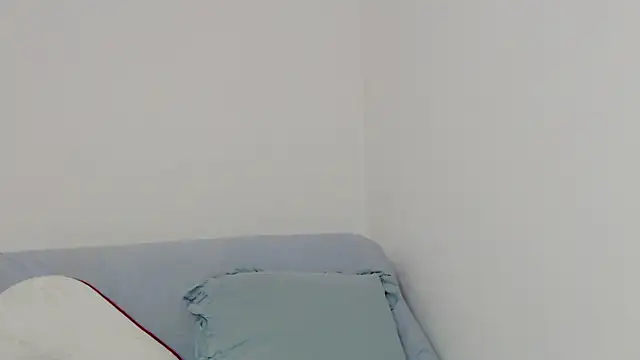 eren jaeger2000 online show from January 11, 2026, 5:14 am