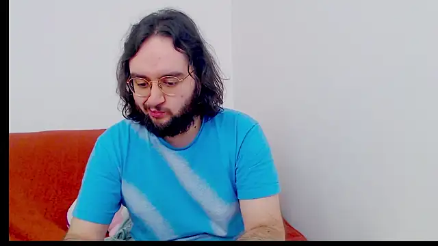 Snapshot of eren_jaeger2000 chatting on April 18, 2026, 3:09 am eren jaeger2000 online show from April 18, 2026, 3:09 am