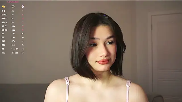 SoftLuna online show from January 7, 2026, 5:01 am