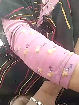 Sonam44 online show from November 26, 2025, 3:28 am