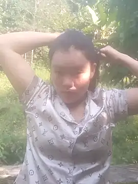 meomeo-00 online show from November 27, 2025, 1:39 am