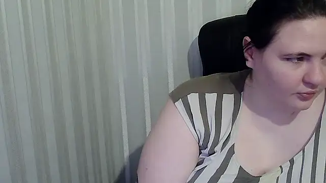 XXXHotcatXXXsss online show from November 17, 2025, 8:35 pm