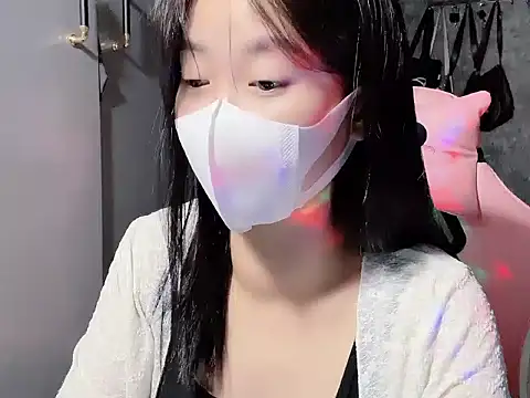 Snapshot of Hellen2999 chatting on November 22, 2025, 4:39 pm Hellen2999 online show from November 22, 2025, 4:39 pm