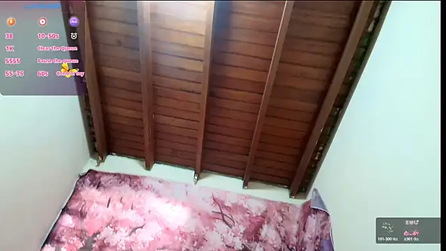 Emma latinasexy18 online show from February 13, 2026, 6:30 pm