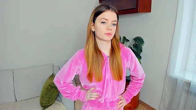 AngelesBenitz online show from December 17, 2025, 7:02 am