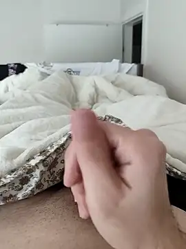 berkkderlerr online show from April 19, 2026, 8:37 am